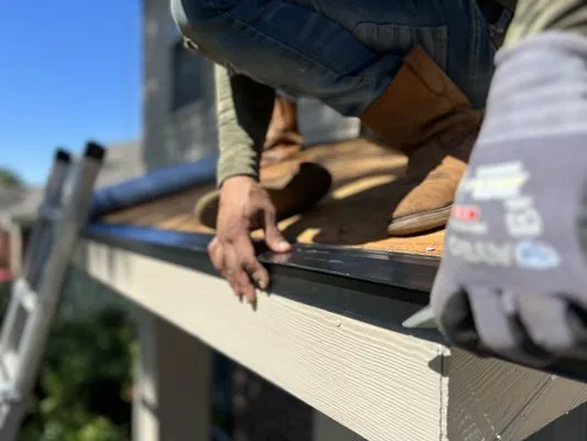 Garvin Exteriors Logo