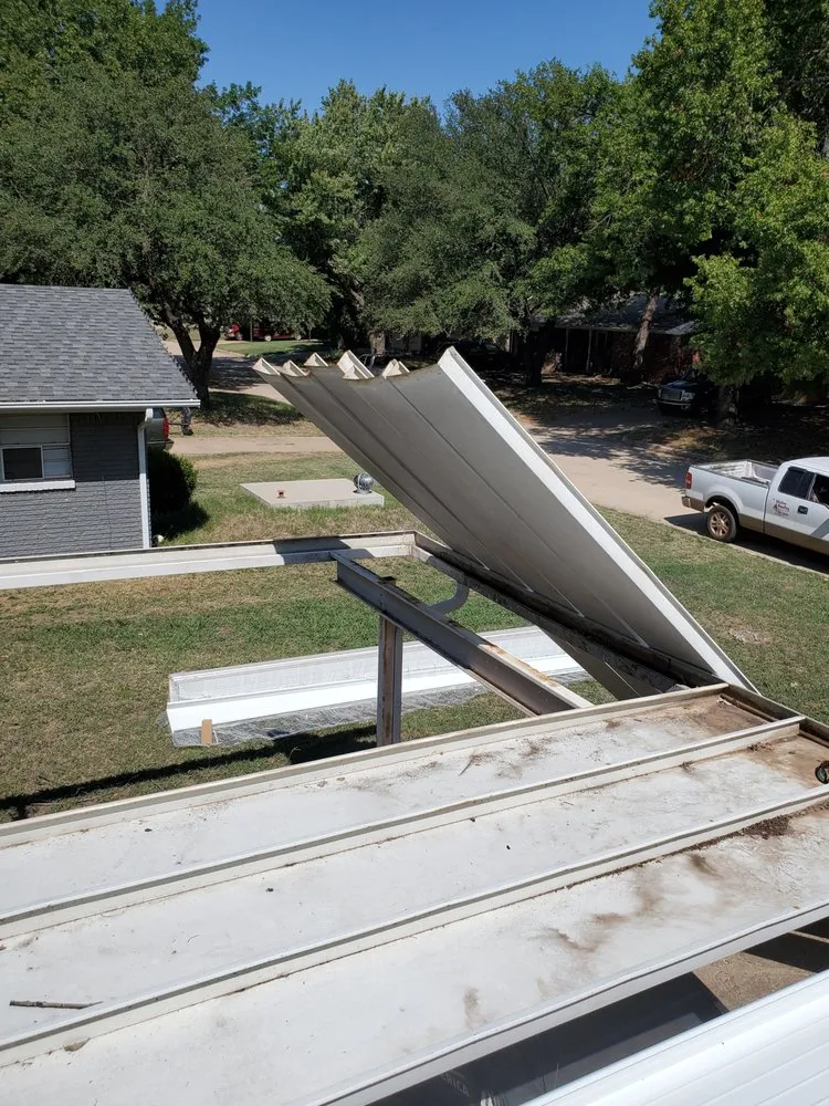 Slide of Gary's Roofing