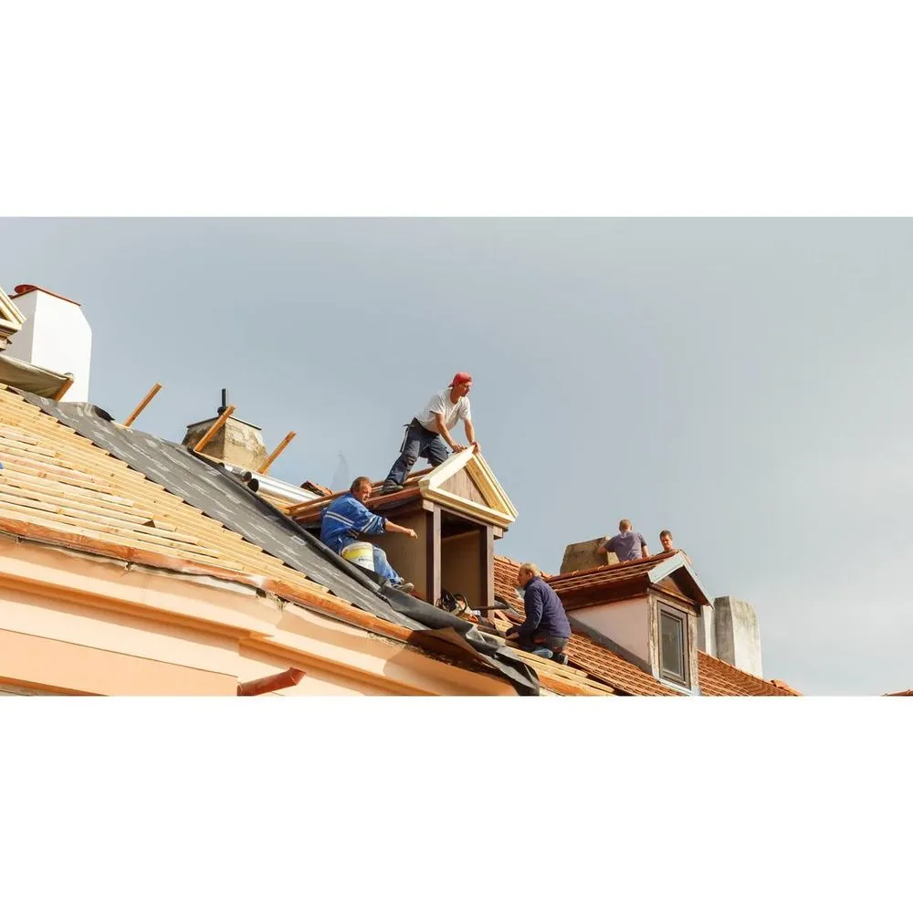 Licensed roof repair for residential properties in Pipe Creek, TX by Garza Roofing