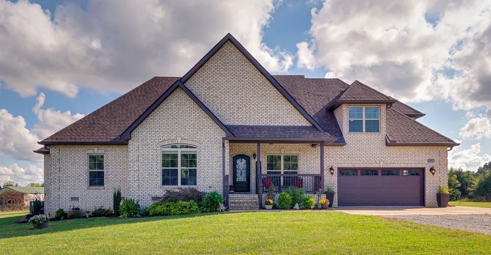 Slide of Gateway Builders