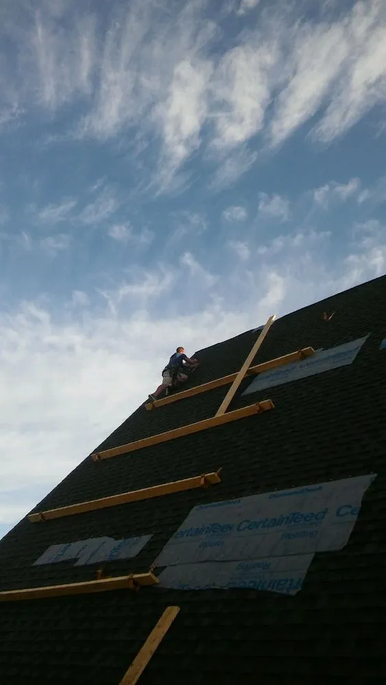 Slide of Gavlinski Roofing & Construction