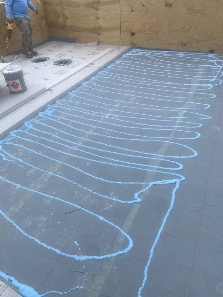 Slide of G&B Roofing