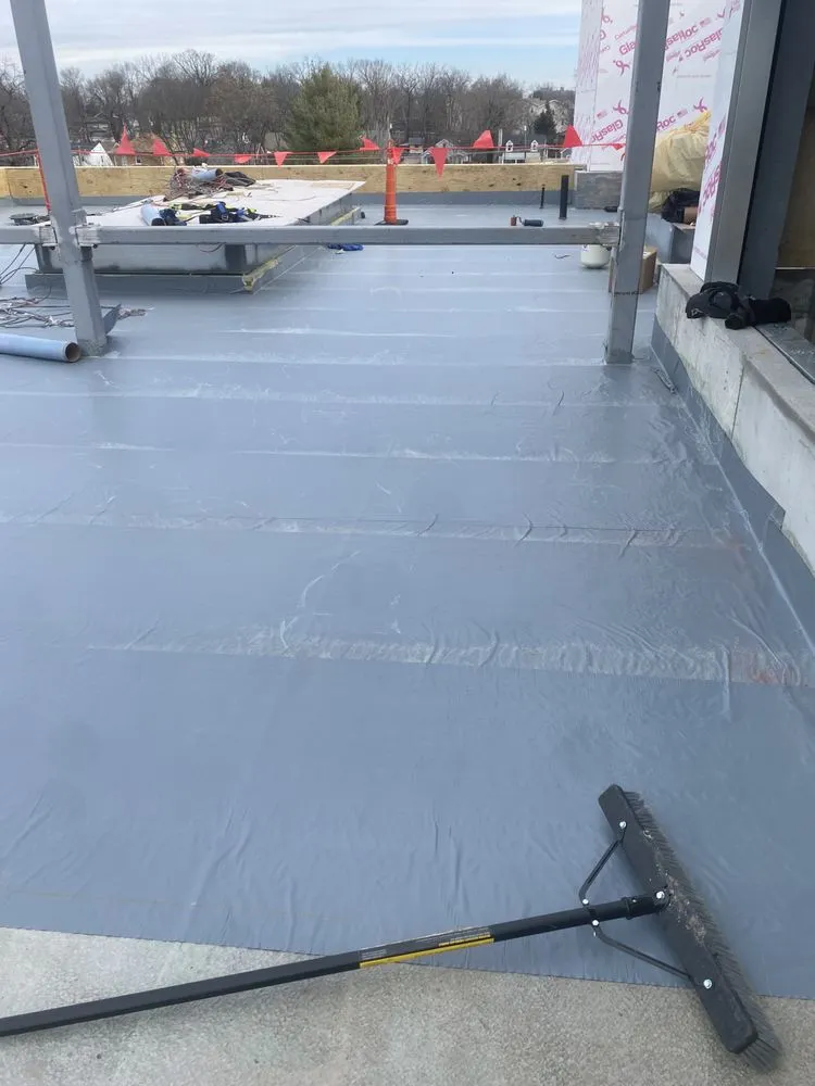 Slide of G&B Roofing