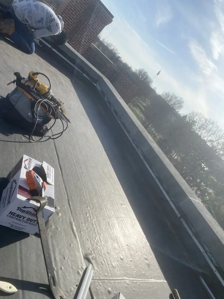 Slide of G&B Roofing