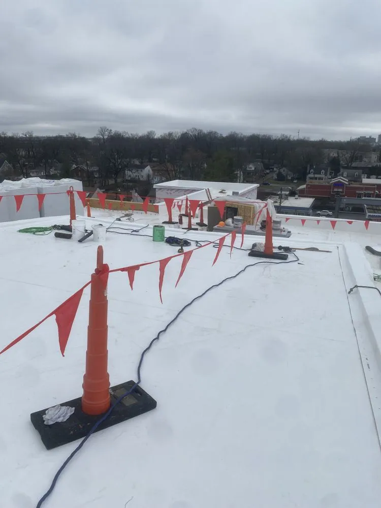 Slide of G&B Roofing