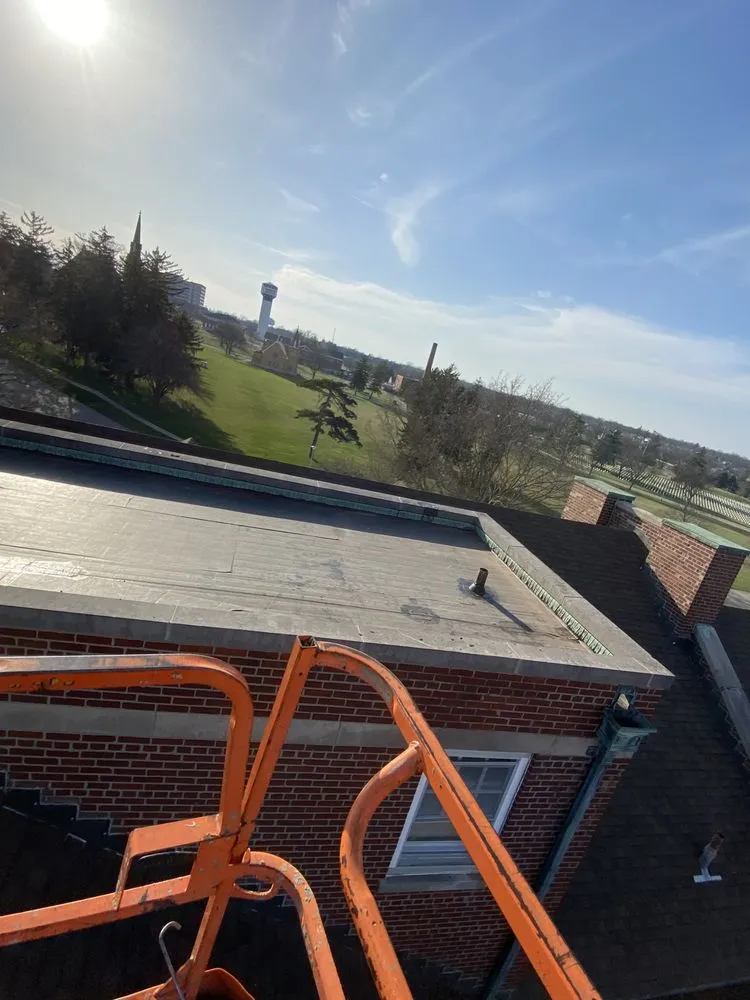 Slide of G&B Roofing