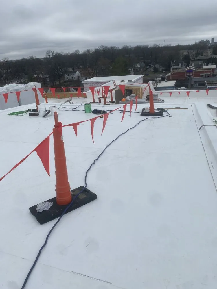 Slide of G&B Roofing