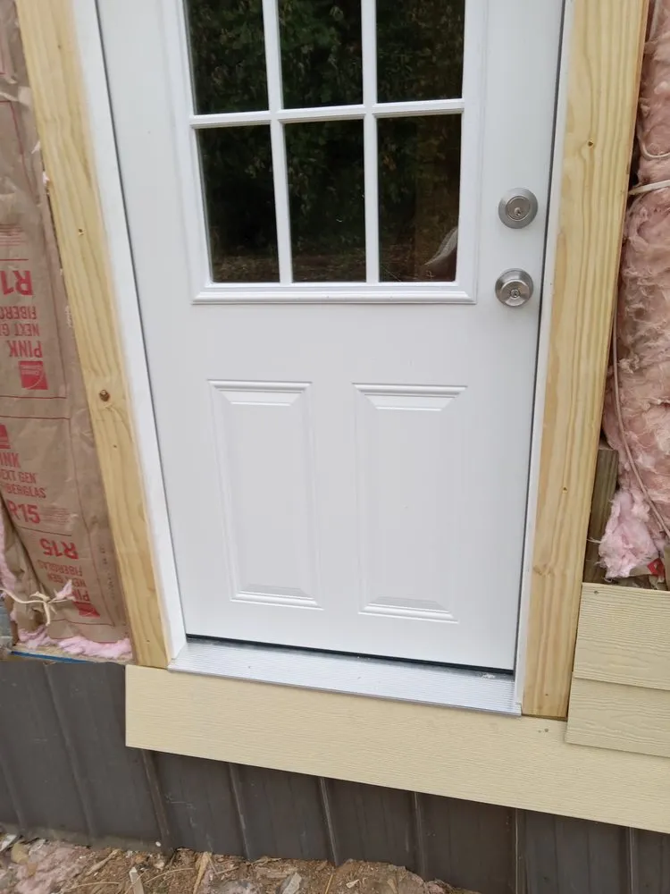 Slide of G&D Roofing and Construction