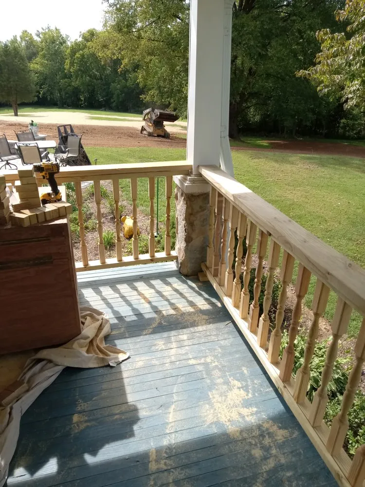 Slide of G&D Roofing and Construction