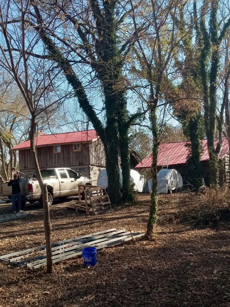 Slide of G&D Roofing and Construction