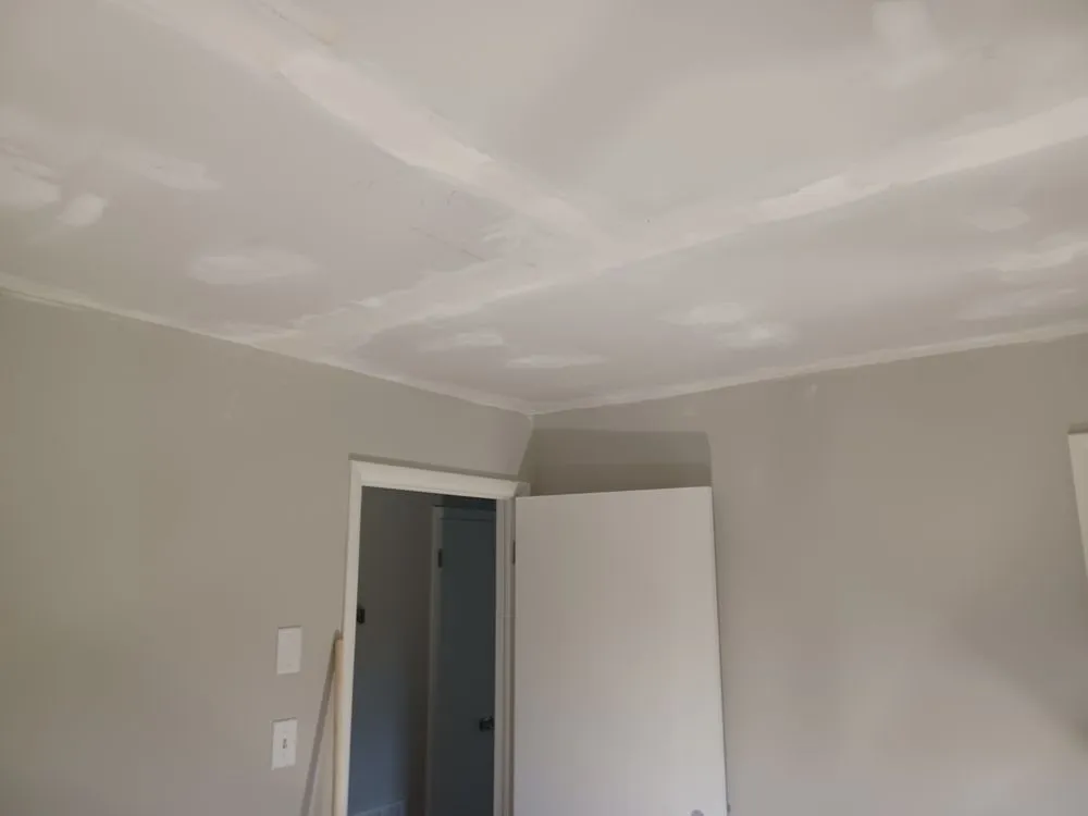 Slide of G&D Roofing and Construction