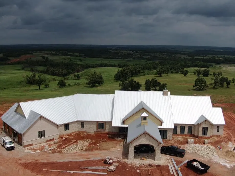 Slide of GD Roofing and Construction