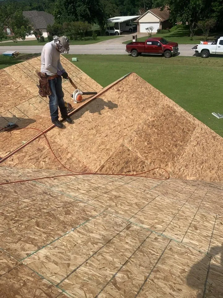 Slide of GD Roofing and Construction