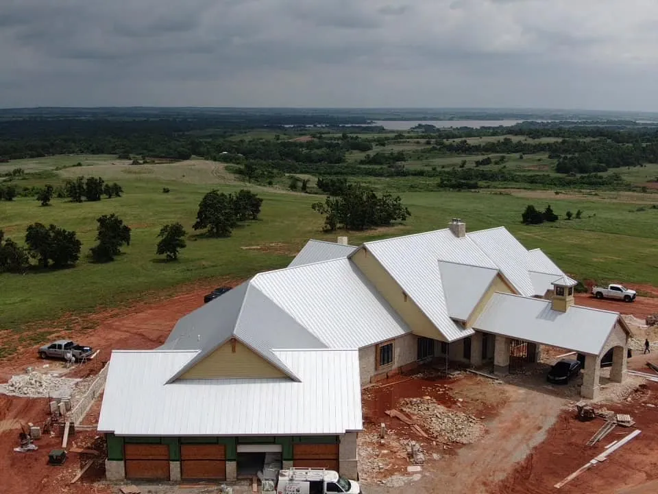 Slide of GD Roofing and Construction