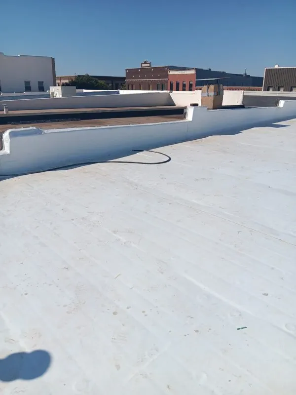 Slide of G&E Elite Exteriors