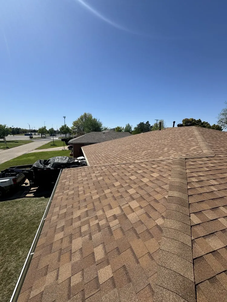 Slide of G&E Elite Exteriors