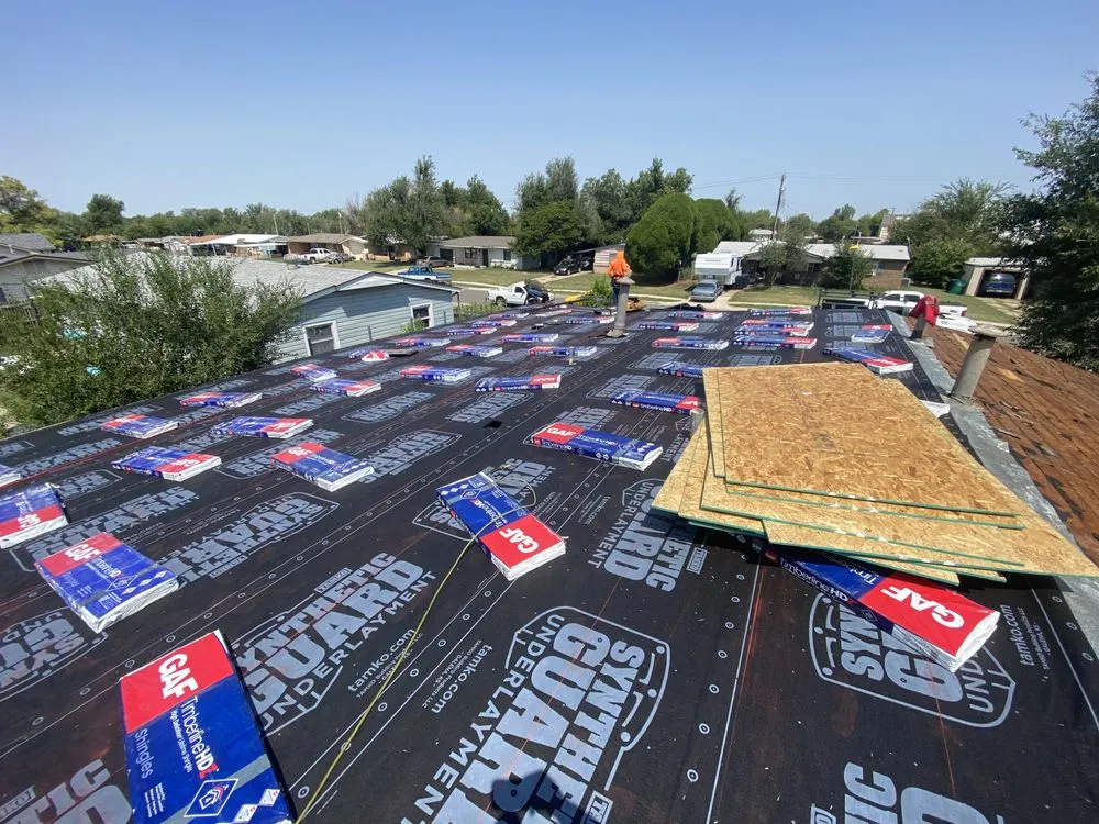 Slide of G&E Elite Exteriors