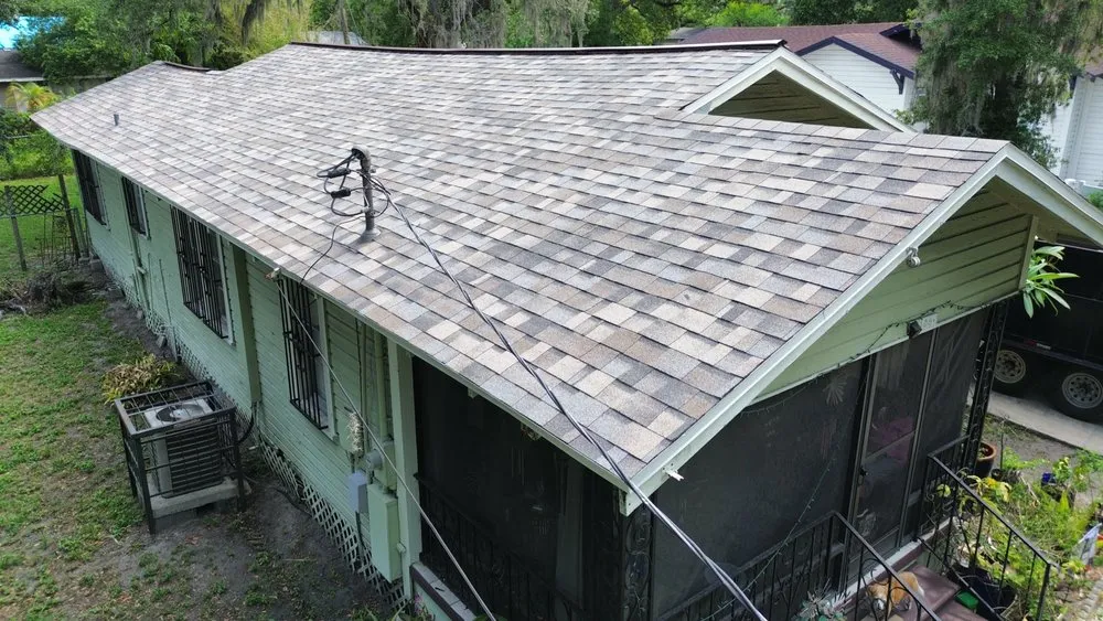 Slide of Gecko Roofing Pros