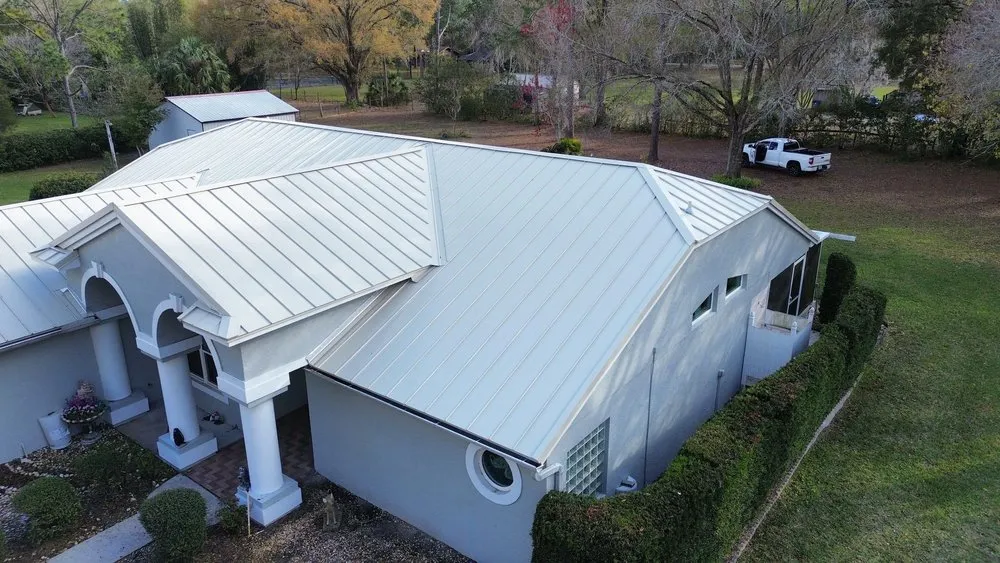 Slide of Gecko Roofing Pros