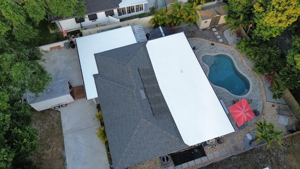 Slide of Gecko Roofing Pros