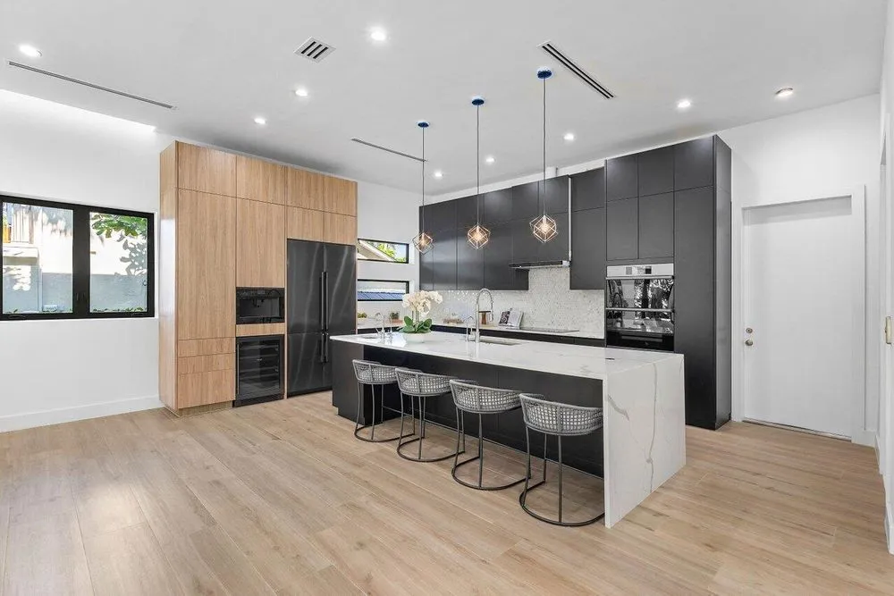 Slide of Geek Construction Team