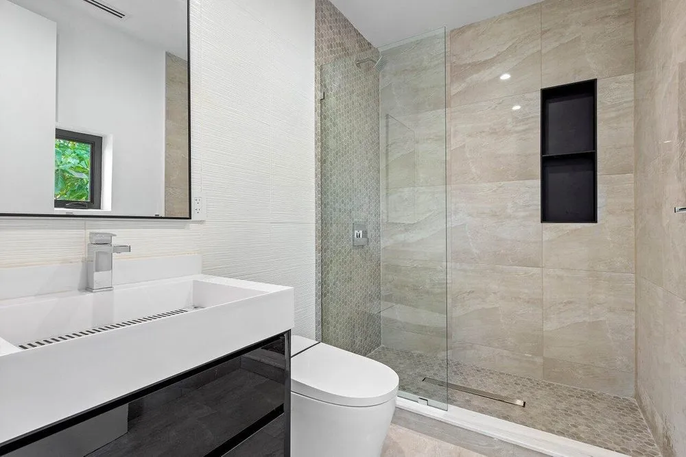 Slide of Geek Construction Team