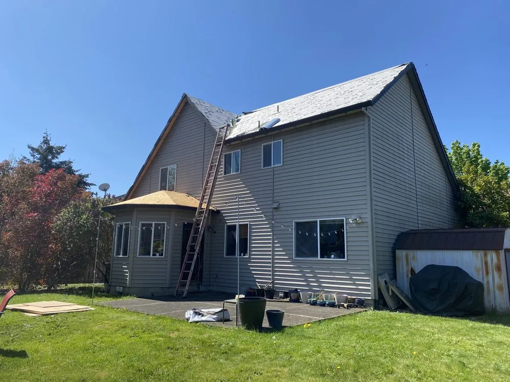 Slide of Geek Roofing