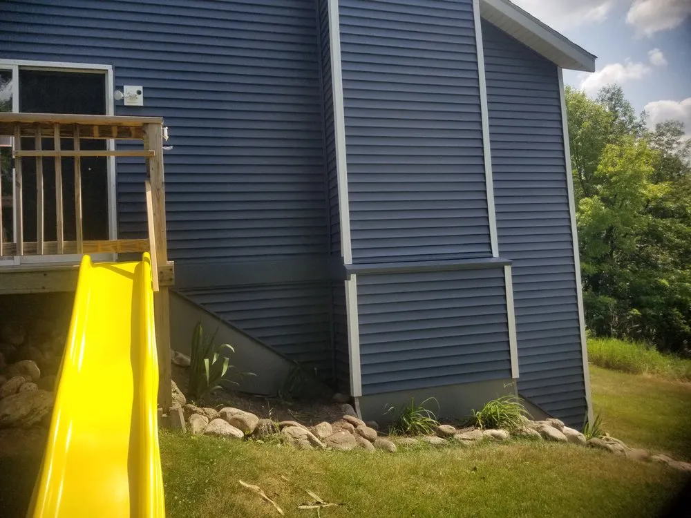 Slide of Gellings Roofing & Siding