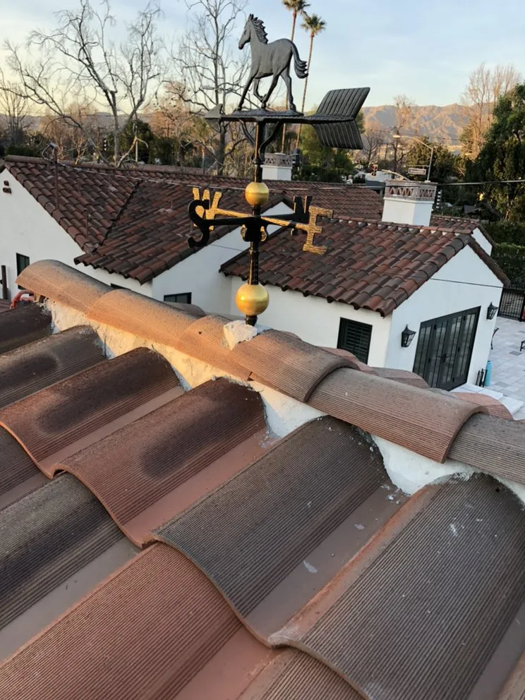 Slide of GEM Roofing