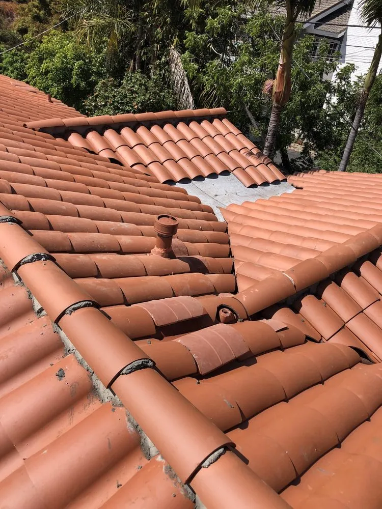 Slide of GEM Roofing