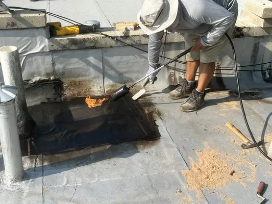 Gen Zen Construction Logo