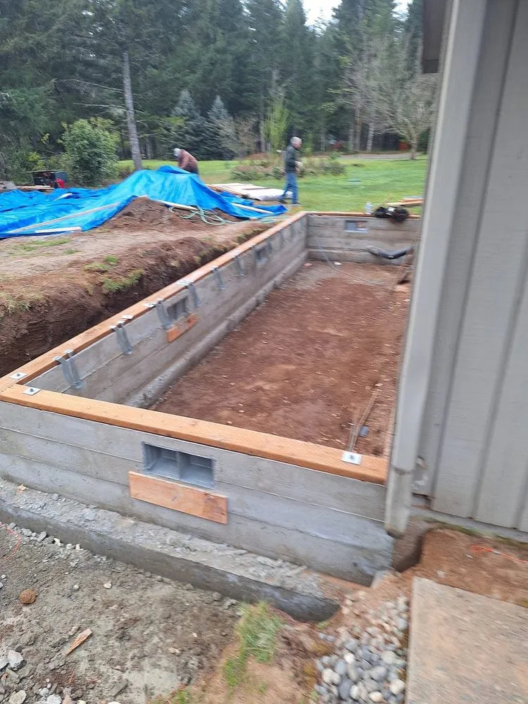 Slide of General Contracting Crew