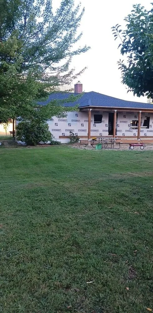 Slide of General Contracting Crew