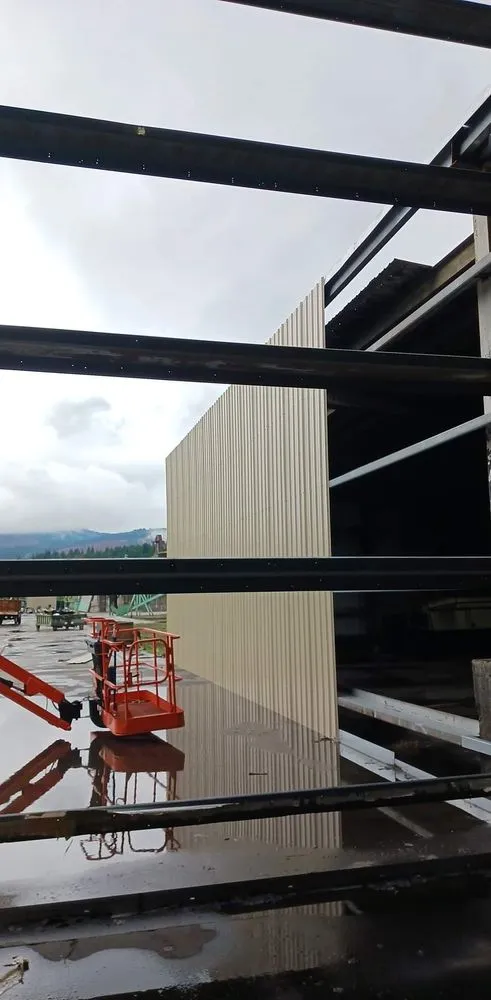 Slide of General Contracting Crew