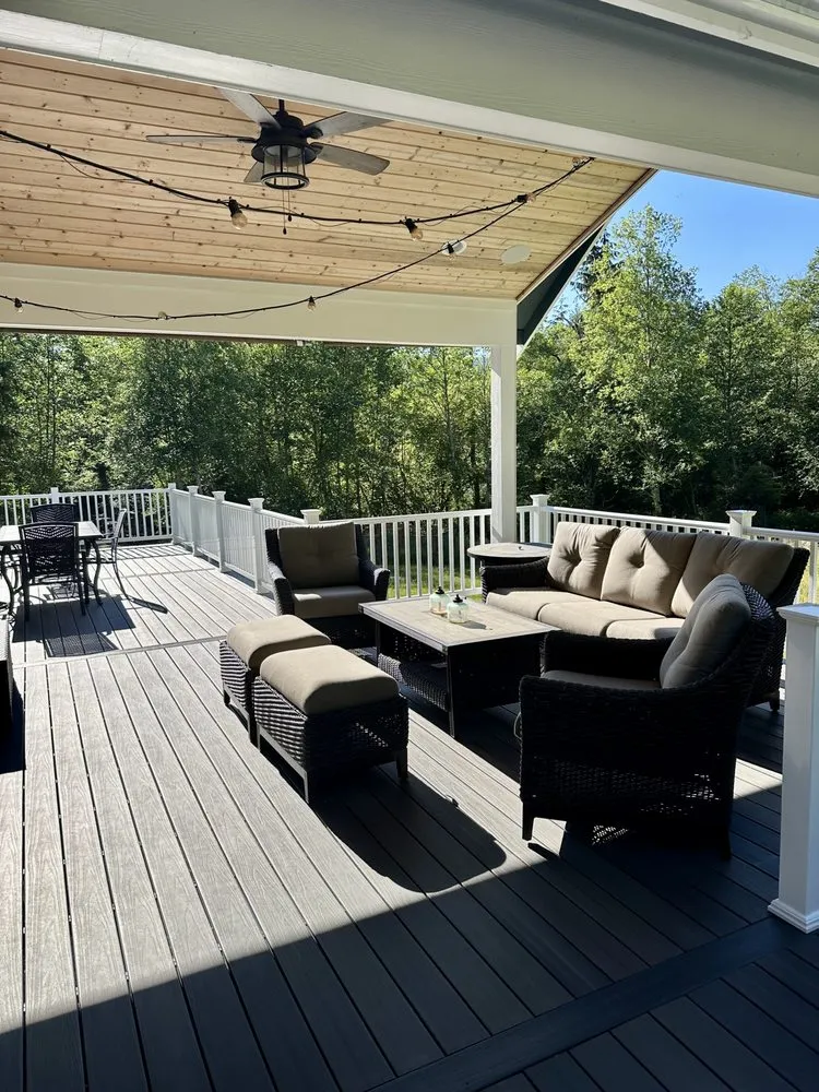 Slide of General Dynamics Contracting