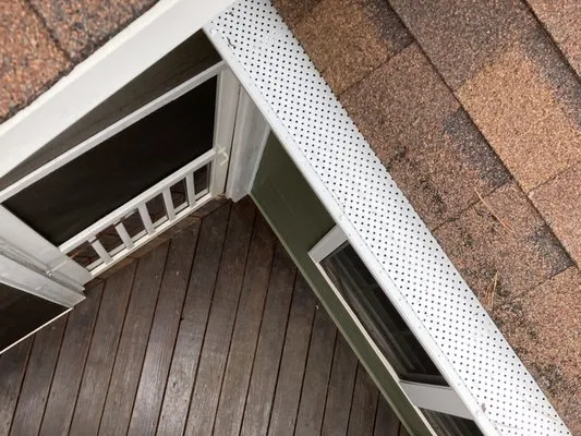 General gutter cleaning & roof maintenance Logo