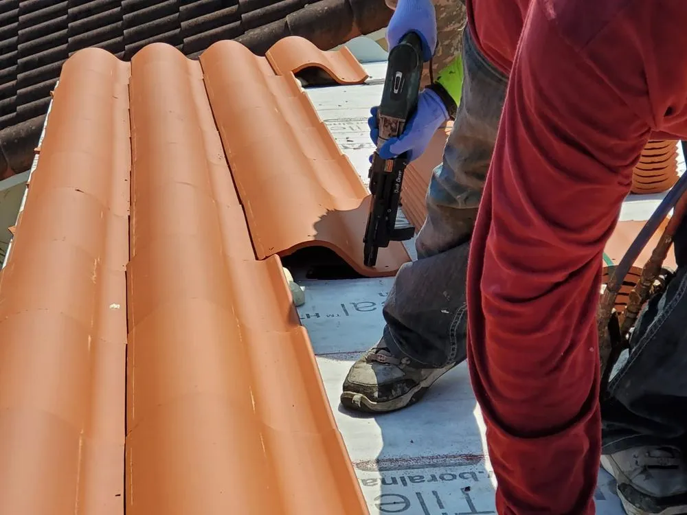 Slide of General Roofing & Construction