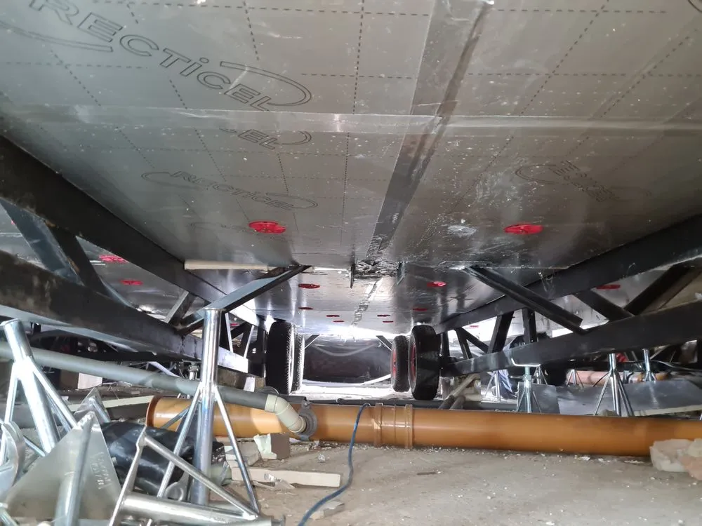 Slide of Genesis Mobile Home Services