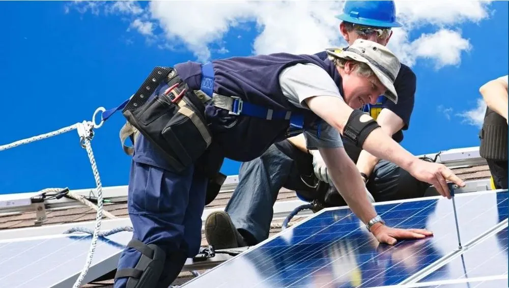 Top-rated roof repair after storm damage across Delair, NJ - Gensun Solar