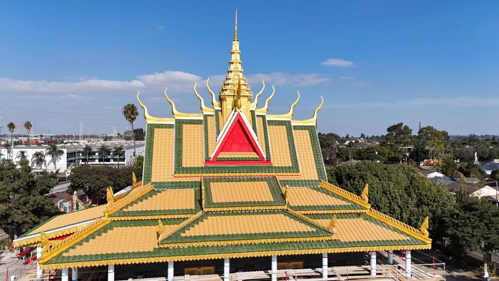Slide of Gentle Giant Roofing