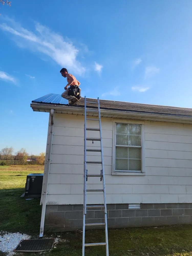 Top-rated roof repair experts serving Holladay, TN - George's Roofing