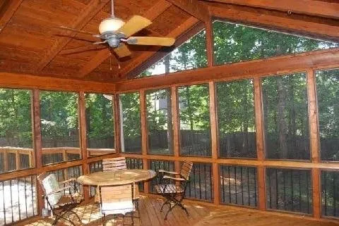 Slide of Georgia Construction