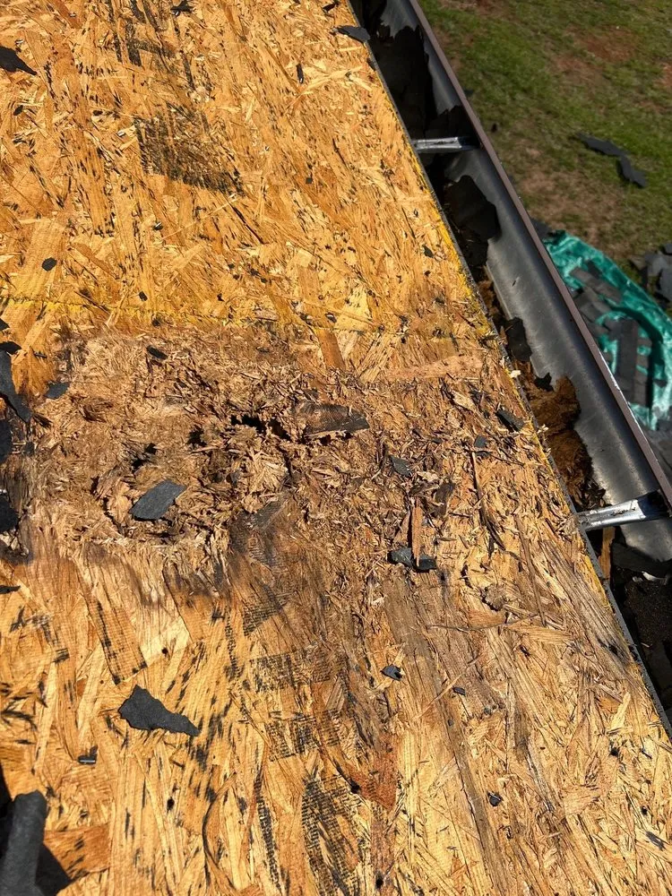 Slide of Georgia Roofing & Gutters