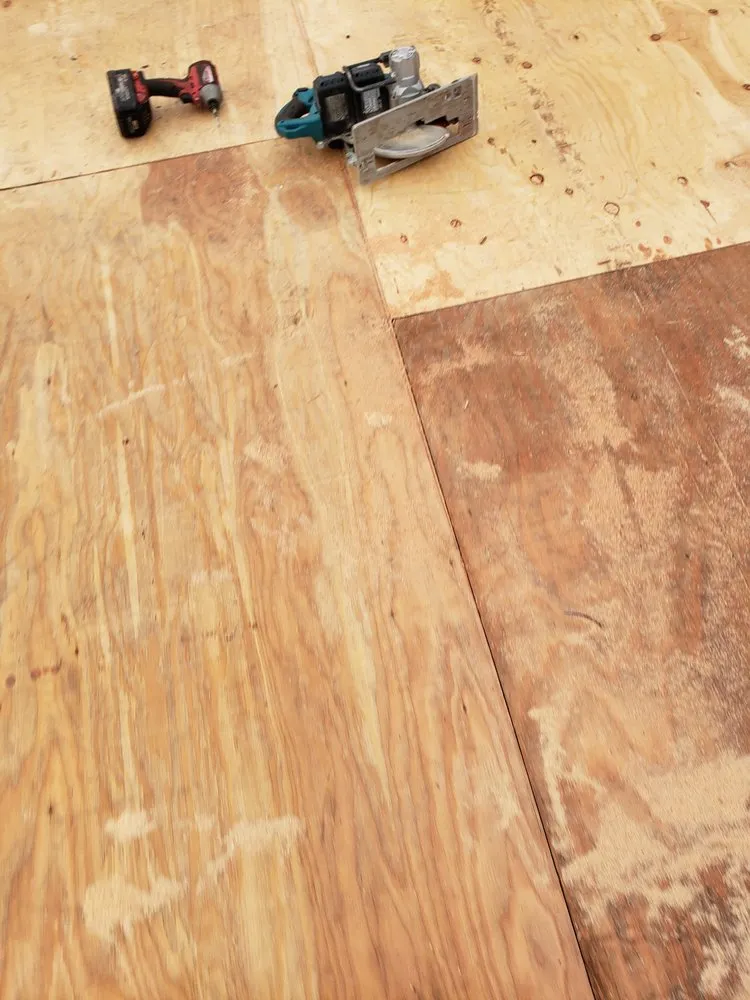 Slide of Gerardo roofing