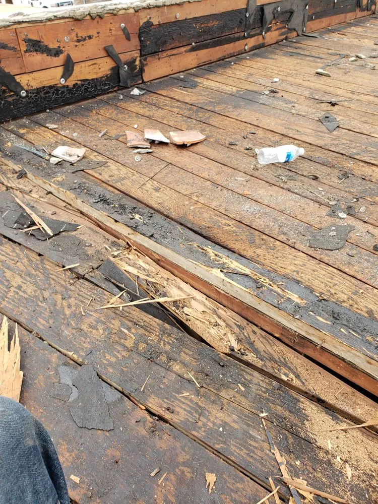 Slide of Gerardo roofing