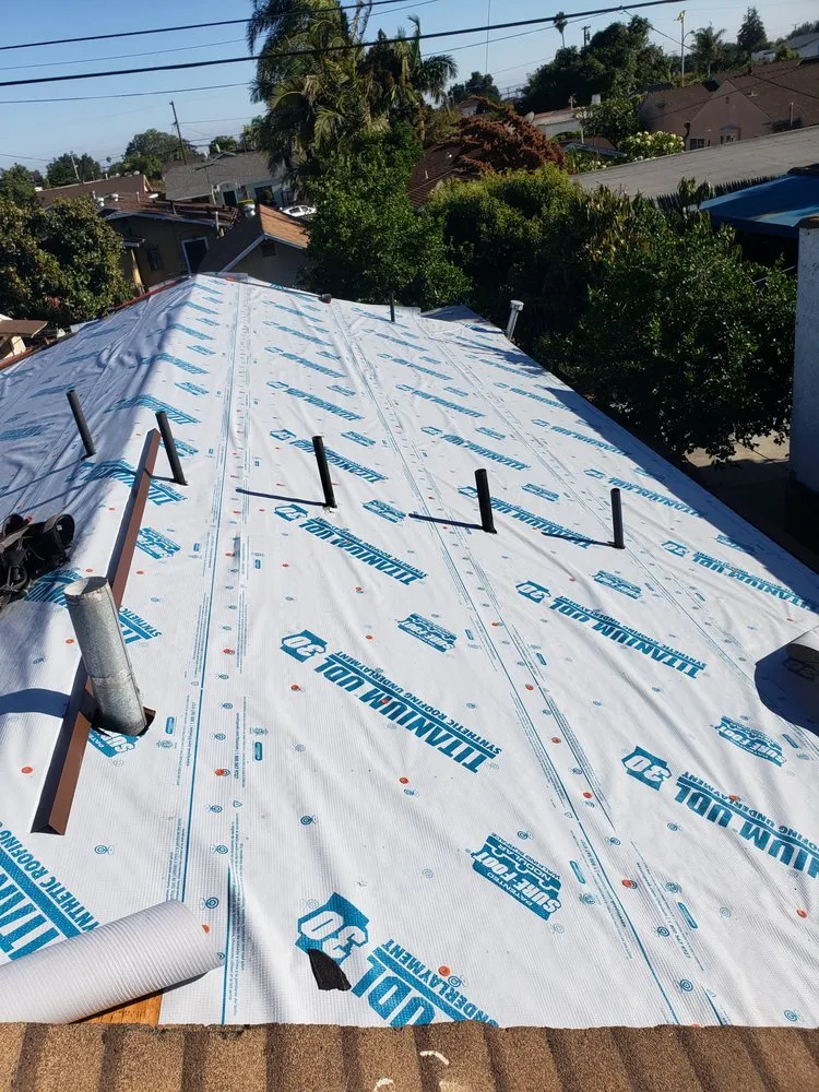 Slide of Gerardo roofing