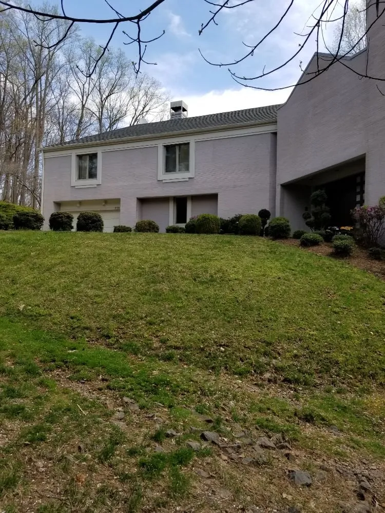 Slide of German Fuentes Gutter Cleaning