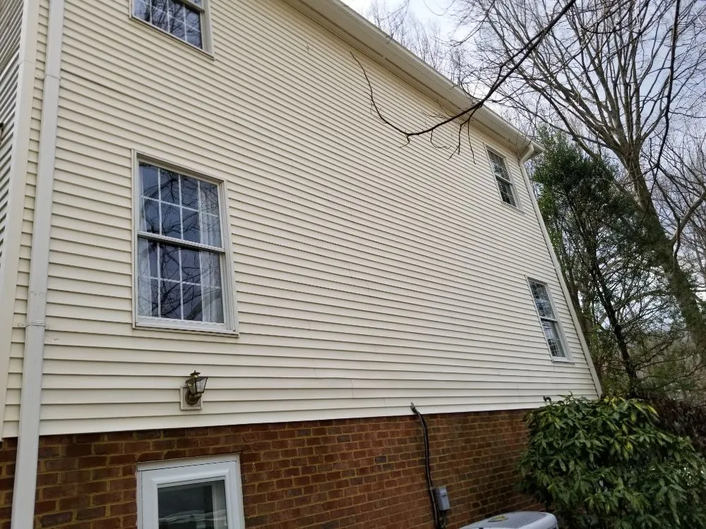 Slide of German Fuentes Gutter Cleaning