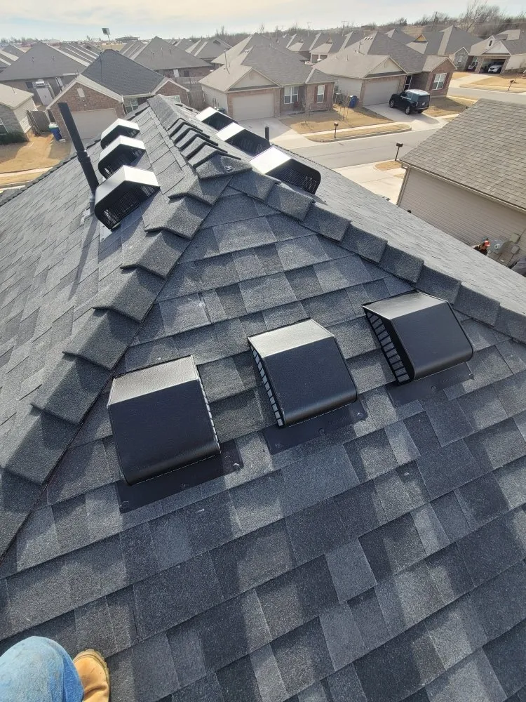 Slide of German Galindo Roofing & Construction