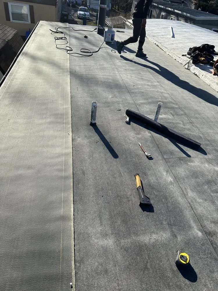 Slide of Gerndi Construction